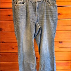 Light Blue Denim Jeans - Classic Straight